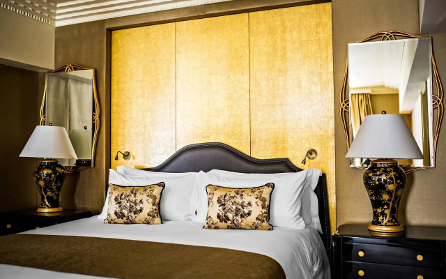 Prince de Galles, a Luxury Collection Hotel, Paris