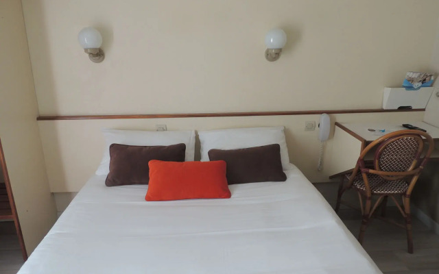 Hotel Crocus Caen Memorial