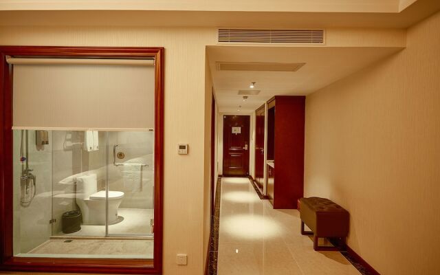 爱东精品酒店(广州飞翔公园地铁站店)