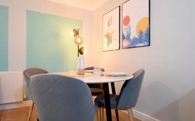 Bridge View Apartment