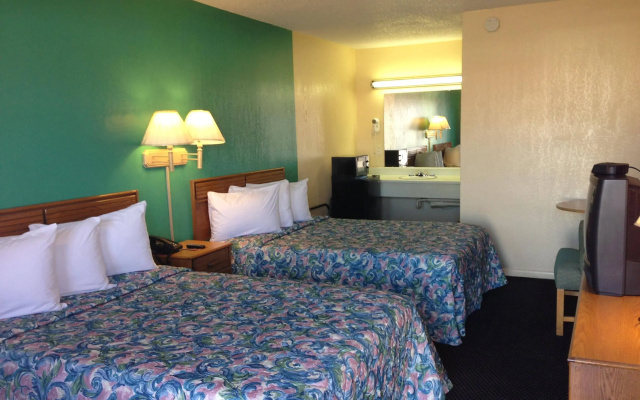 Super 7 Inn Siloam Springs