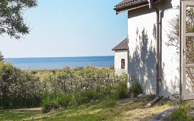 Rustic Holiday Home in Løgstør near Sea