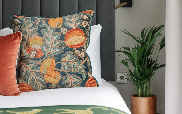 The Selwyn Hotel