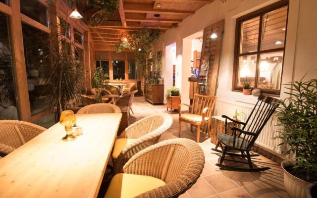 Mellow Mountain Hostel