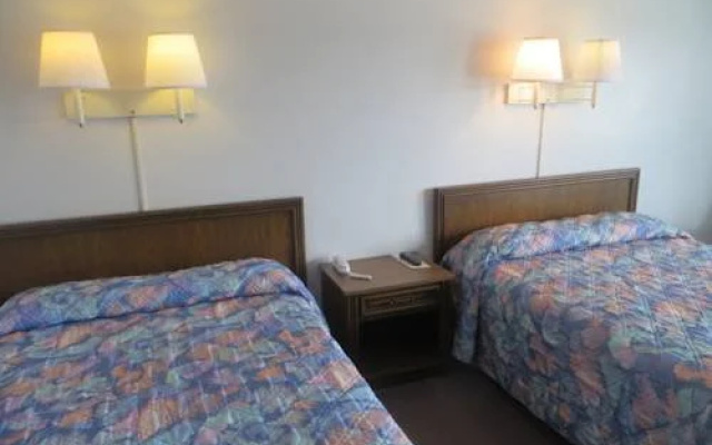 Osage Bluff Lodge