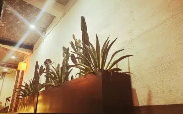 Door Woodworks Homestay