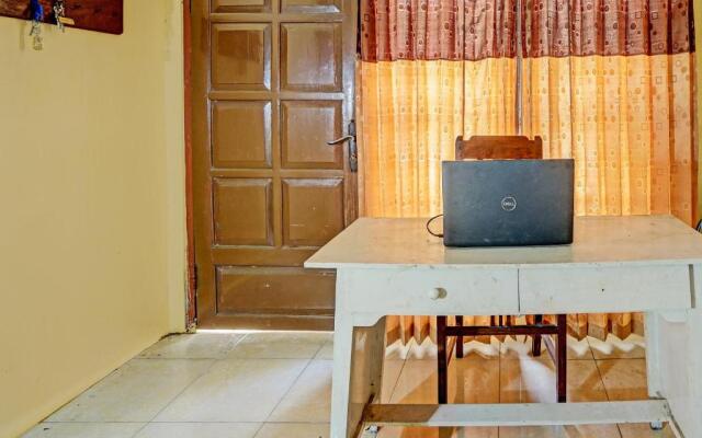 SPOT ON 92372 Rinda Homestay Syariah & Resto