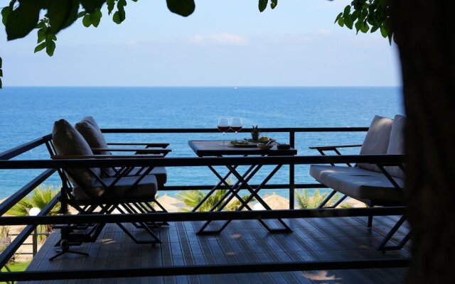 Sandhill Hotel