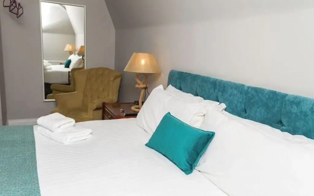 The Captain Cook Hotel