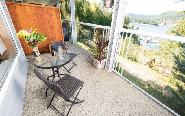 Madeira Park Bed and Breakfast