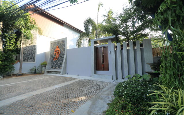 Baan Rawee Apartments