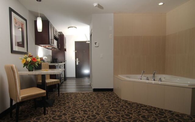 Paradise Inn and Suites - Redwater