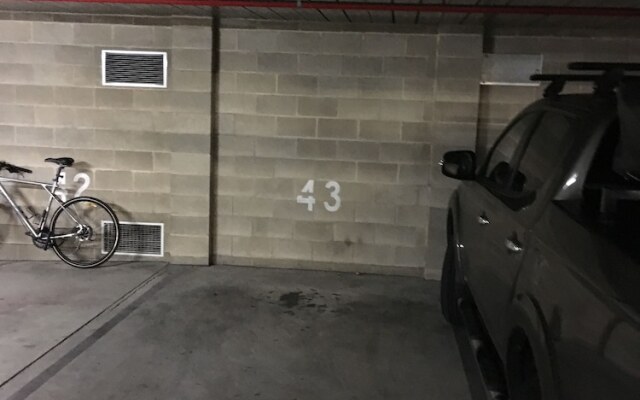 Luxury Escape in Adelaides East End