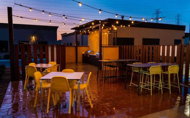 Home2 Suites by Hilton Bakersfield