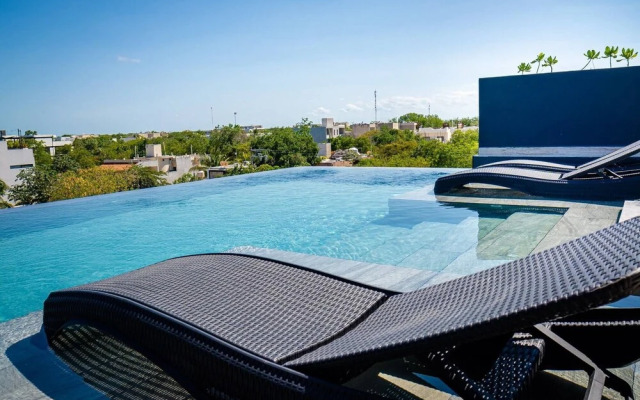 Studio Apt, Great Location, Amazing Rooftop Pool