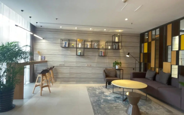 Home Inn Plus Suzhou Wujiang Fenhu Luxin Avenue