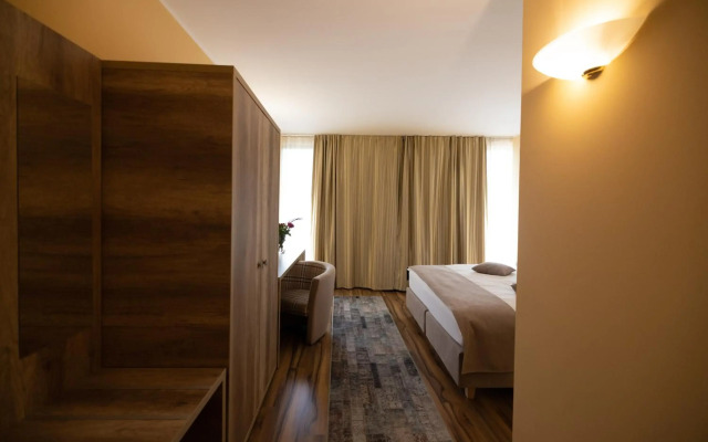 Perla Hotel