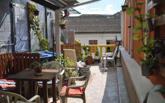 Minka Backpackers Hostel
