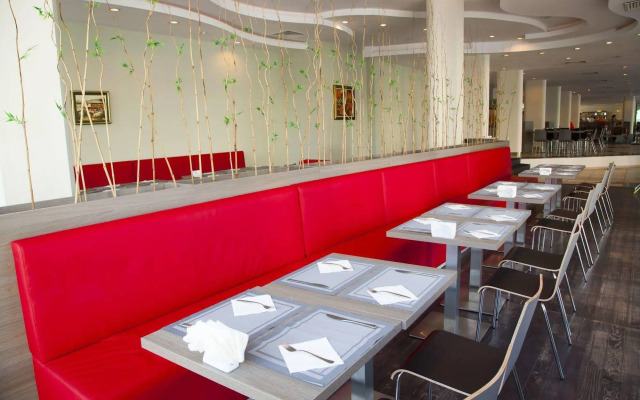 MPM Kalina Garden Hotel