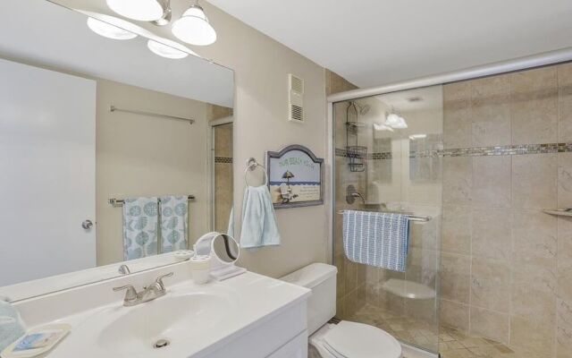 Seaview Condo #24950