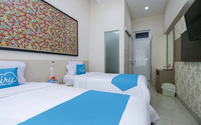 OYO 787 Hotel Kuwera Inn