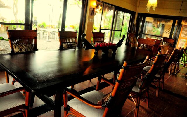 Nabulao Beach and Dive Resort