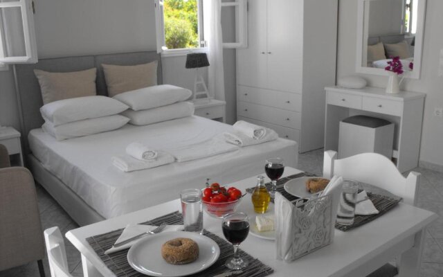 Milos Bay Suites