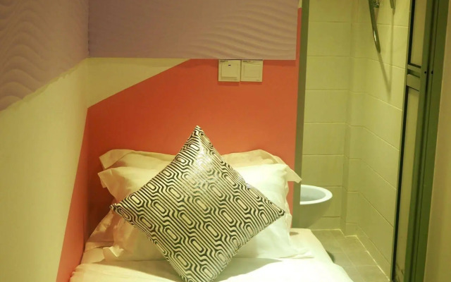 Snow Hotel
