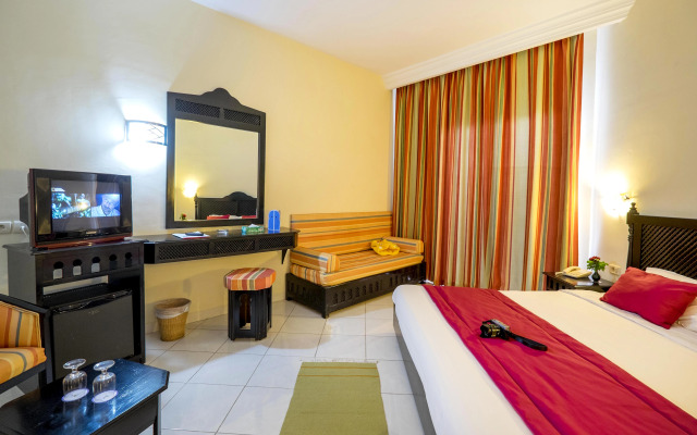 Houda Yasmine Marina & SPA