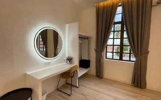 The Luxurious 168 Cruise, Melaka