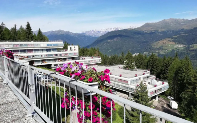 Residence Sole Alto by Montana