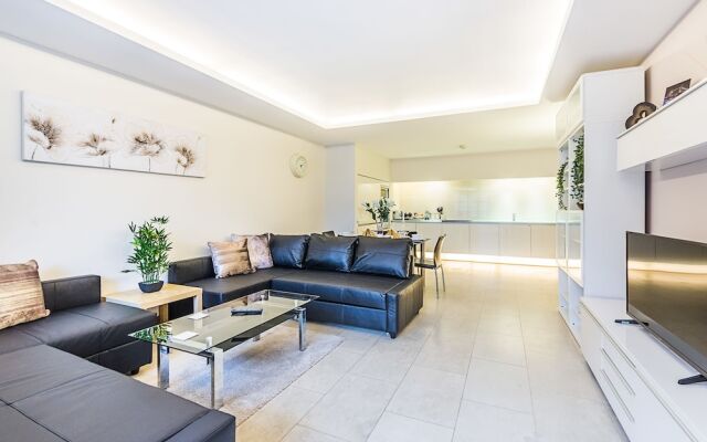 CDP Apartments Bell Street Suite 4