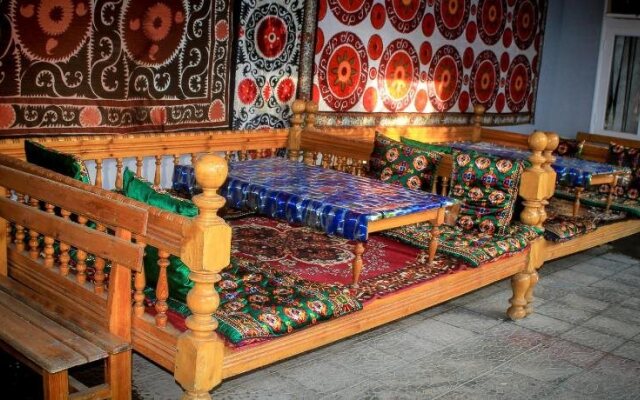Lux Hotel