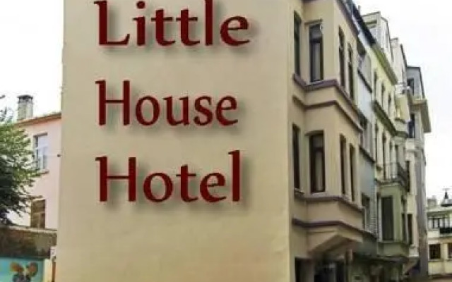 The Little House Hostel