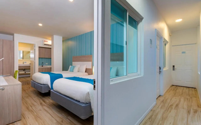 Aqualina Inn