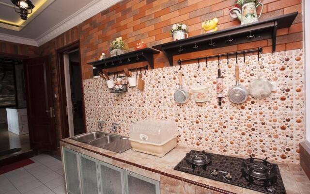 Huis Van Gustafine Floor 1