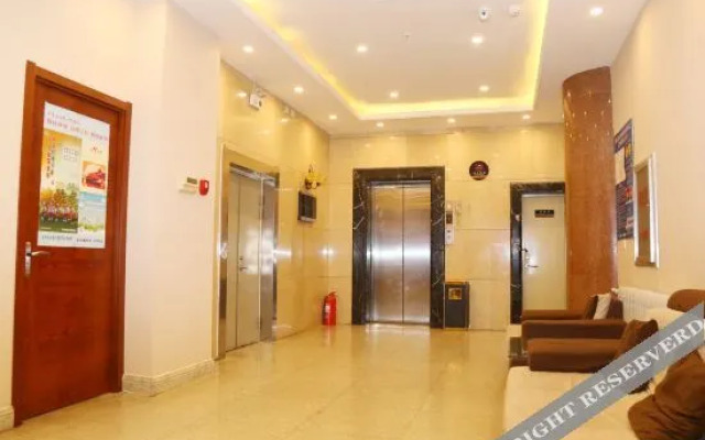 Super 8 Hotel (Tongliao RT-Mart)