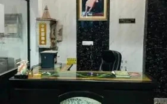 Saroj Guest House by OYO Rooms