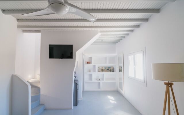 Villa Thea Collection