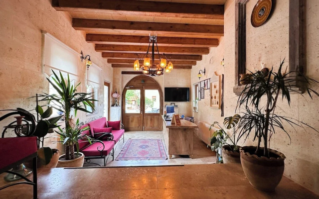 Rocca Stone House