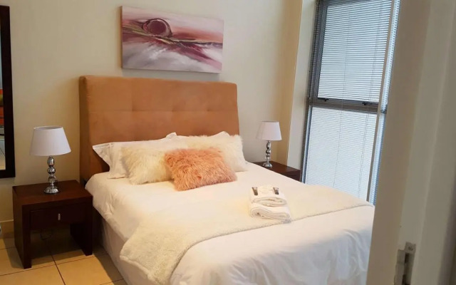 Nautica 708 Seaview Luxury Apartment