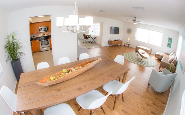 Florida Dolphin Motel Apartments