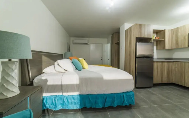 Turibana Plaza Suite 8