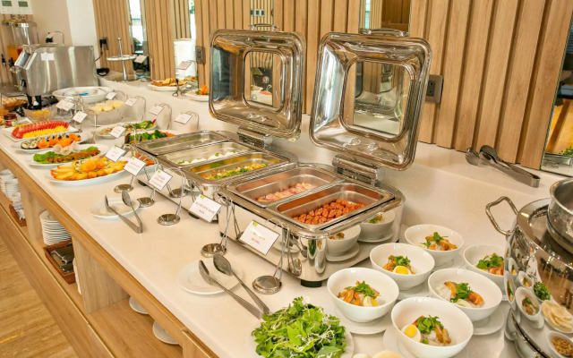 Sun River Hotel & Apartment