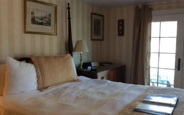 Samuel Durfee House B&B