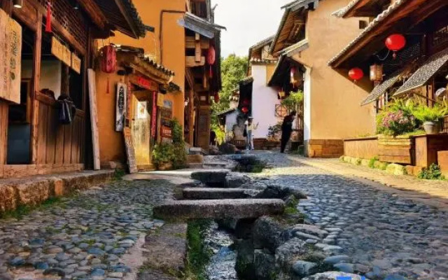 Shaxi Ancient Town Patina Retreat – Outside – Dali