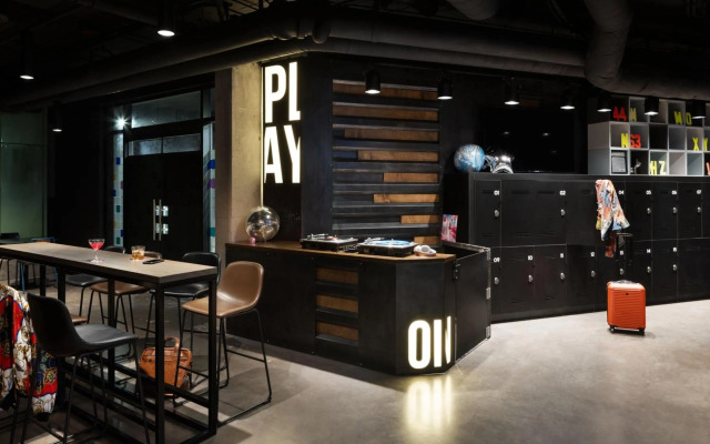 Moxy Halifax Downtown