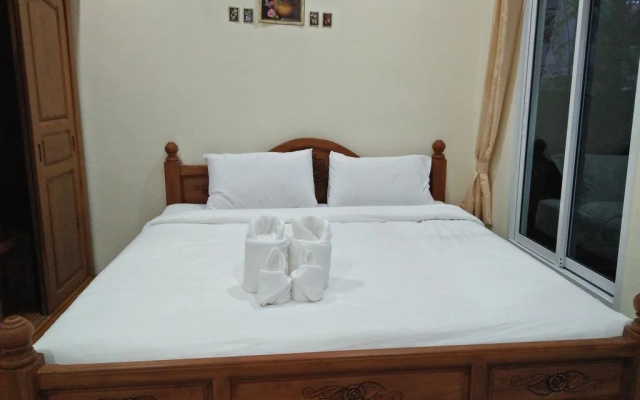 Khaolak Tusneem Resort