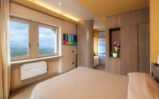 Titano Suites