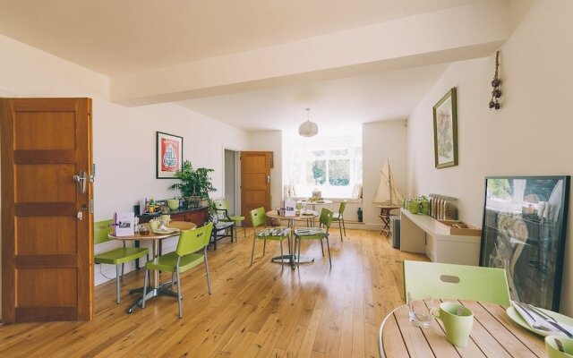 Leyland Country House
